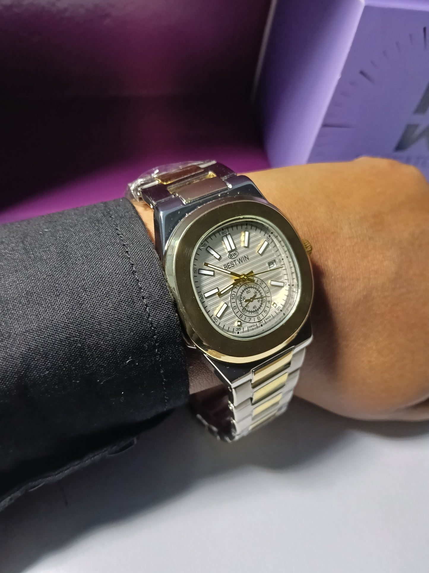 Royal Prestige Chain Watch