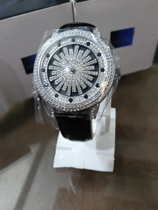 Diamond Dial Strap Watch | Shine with Every Second