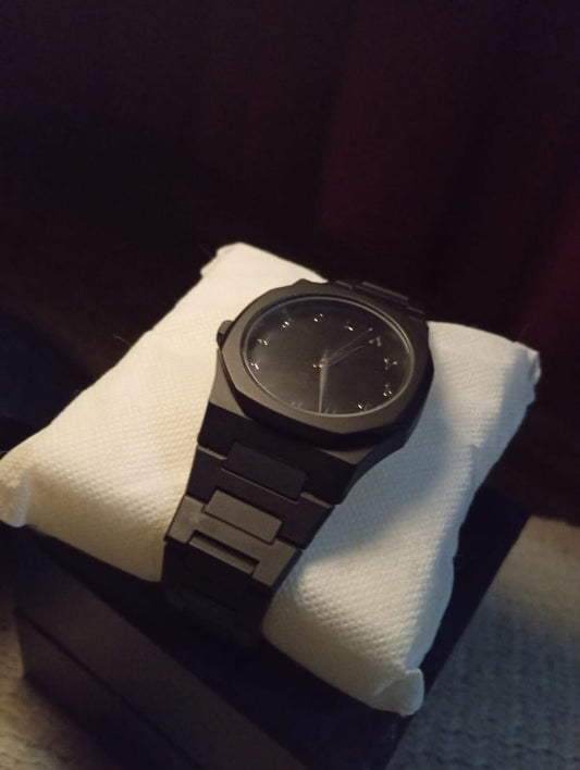 Black Aura | light weight but heavy look