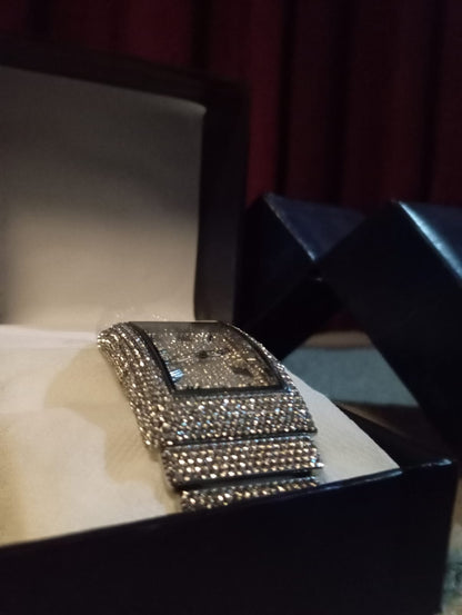 Diamond Variant Luxury Watch with sliver base | unisex wrist watch