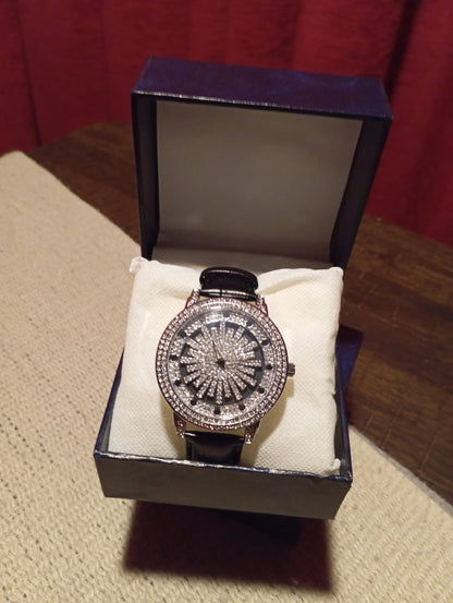 Diamond Dial Strap Watch | Shine with Every Second