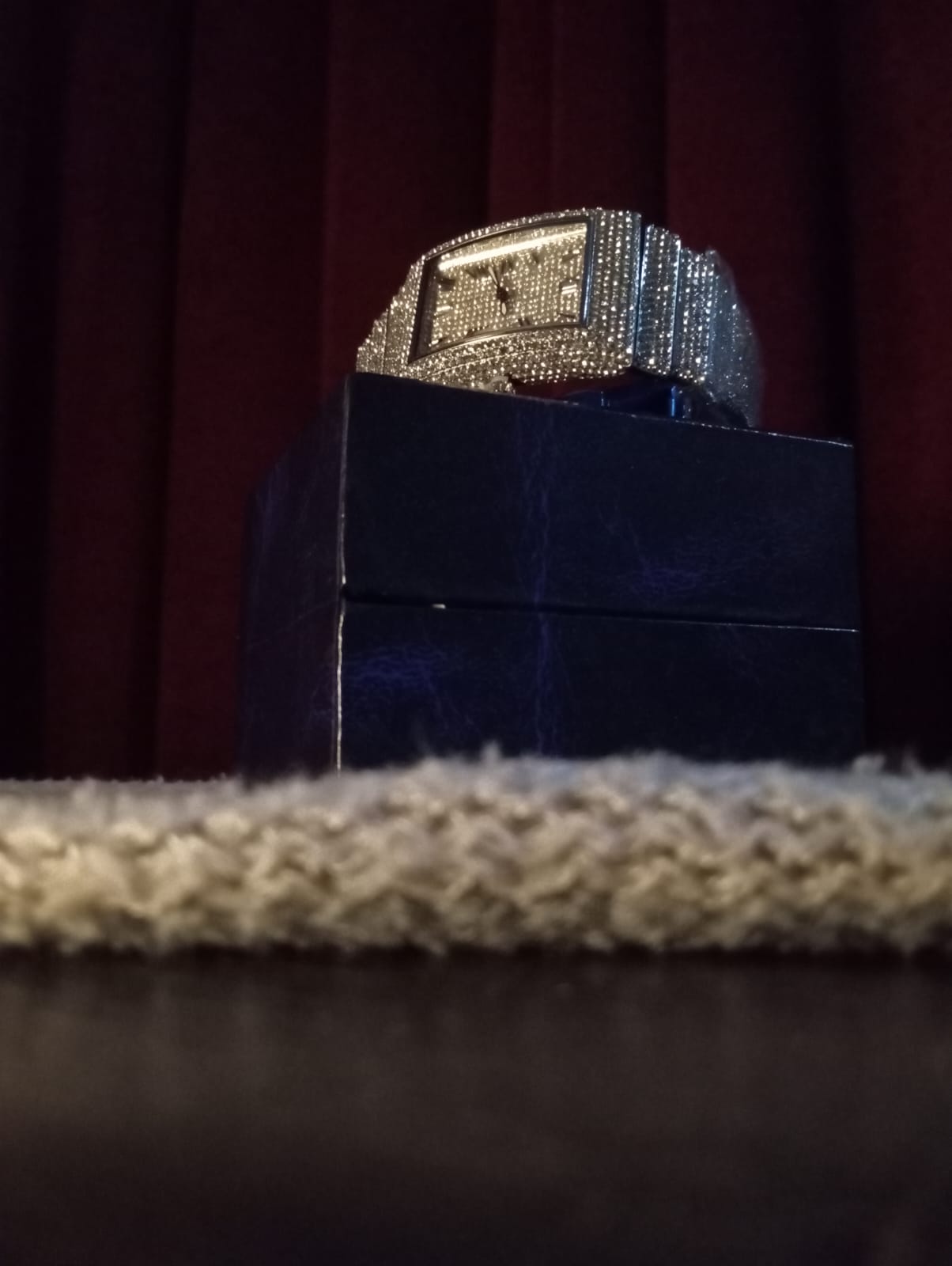 Diamond Variant Luxury Watch with sliver base | unisex wrist watch