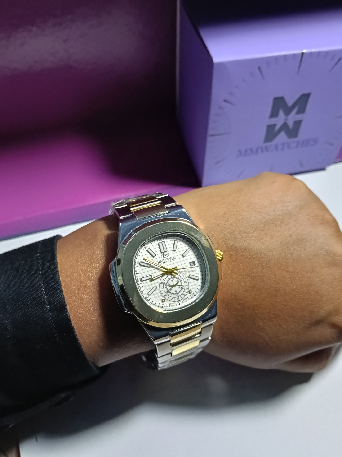 Royal Prestige Chain Watch